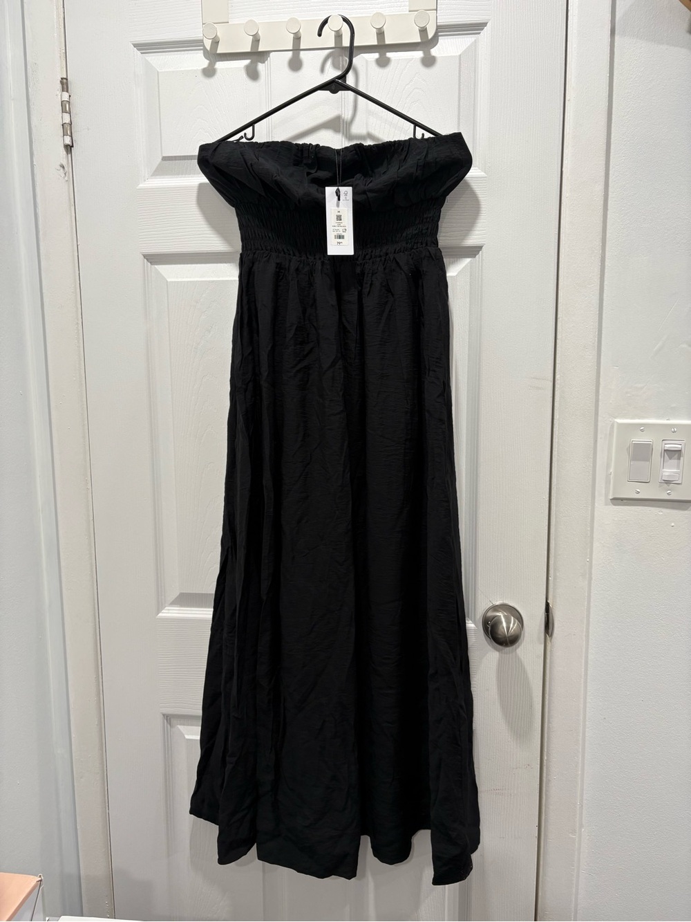 Dynamite Black Strapless Smocked Maxi Dress
